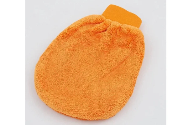 Microfiber Cleaning Mitt – mikrofiber rukavica za enterijer